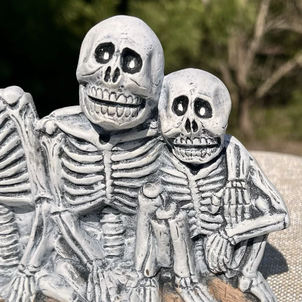 Vintage Halloween‎ Skeleton Family Ceramic Figurine Hand Painted Spooky 8